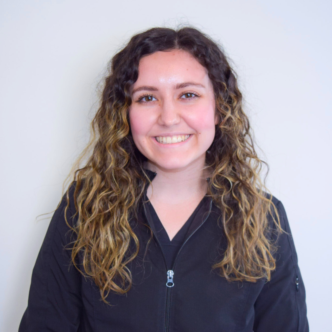 Gretchen: Dental Hygienist in Hebron